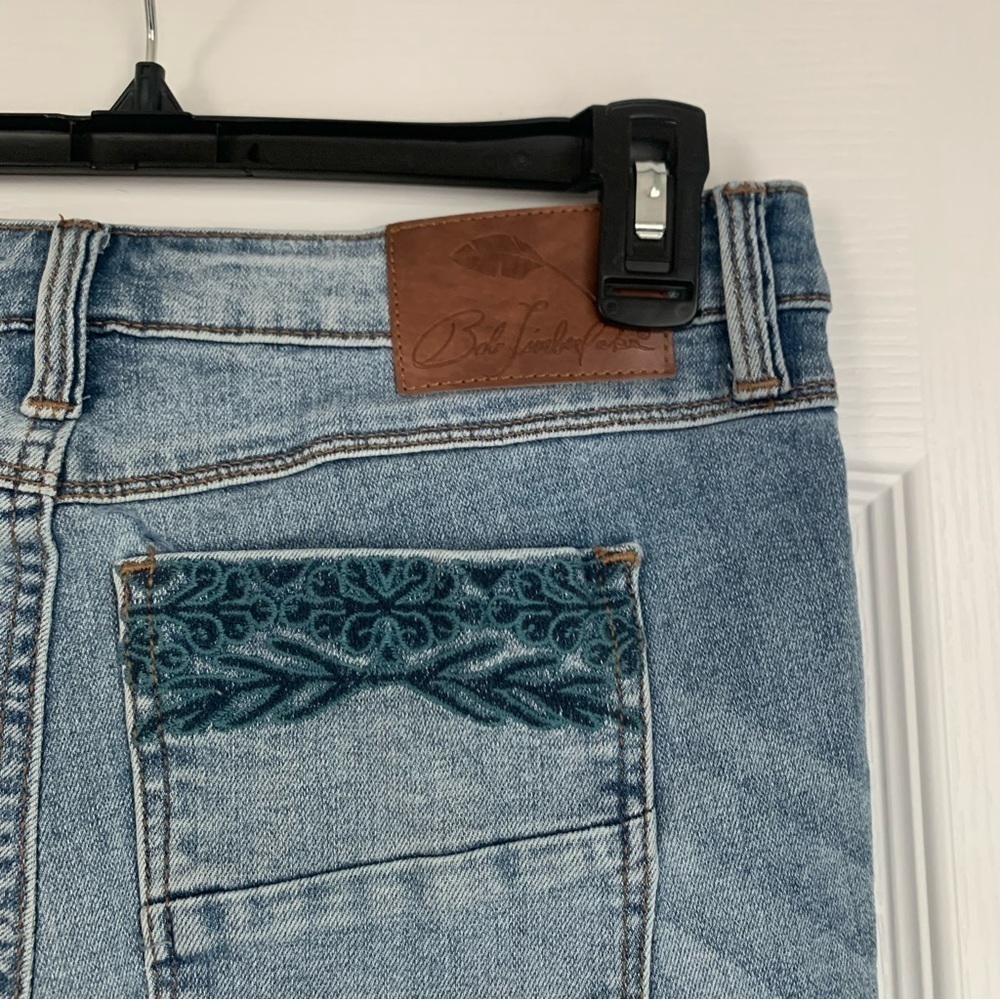 Embroidered Raw Hem Jeans - Picture 12 of 14